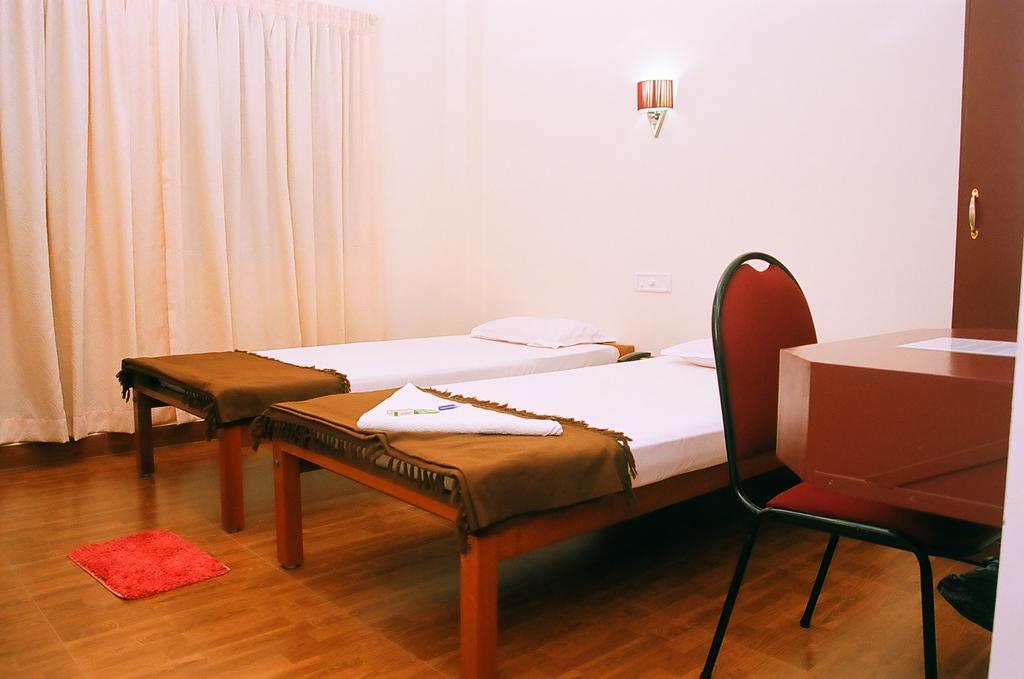 Hotel Srinivas Kochi Szoba fotó